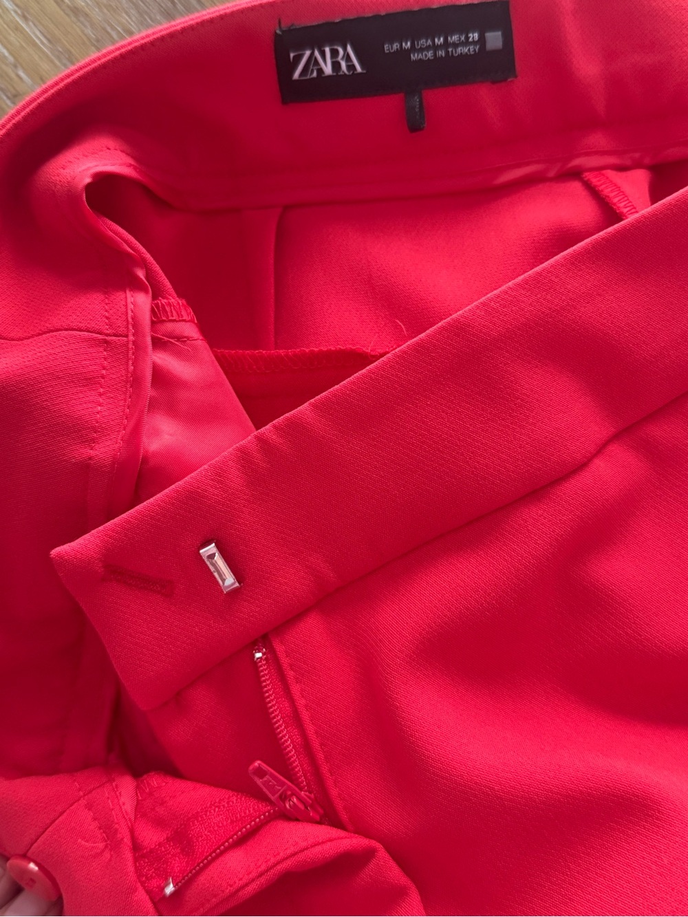 Zara Vibrant Red Tailored Pants - Picture 6 of 8